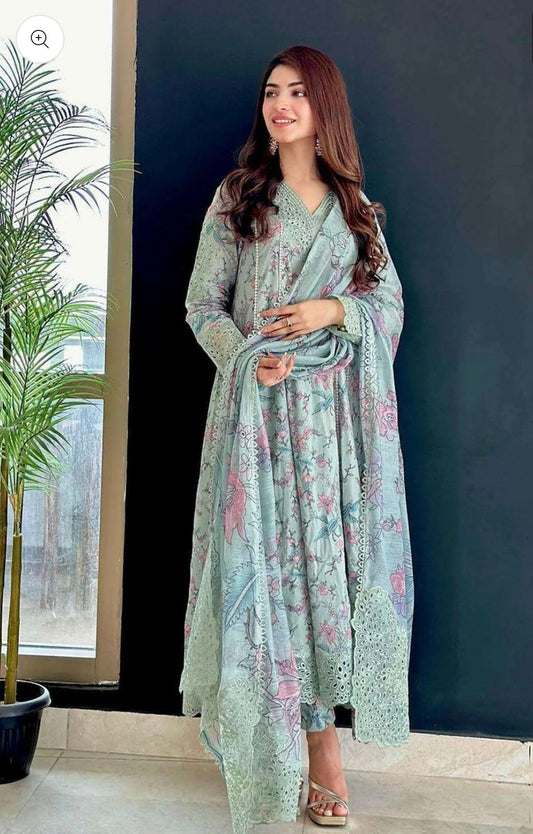 Iznik Pista Luxury Lawn Embroidered 3pc